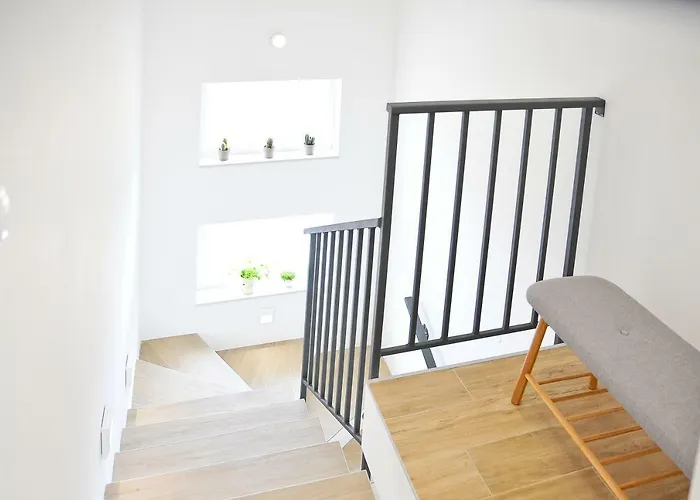 Apartman Modern Vitrenjak *